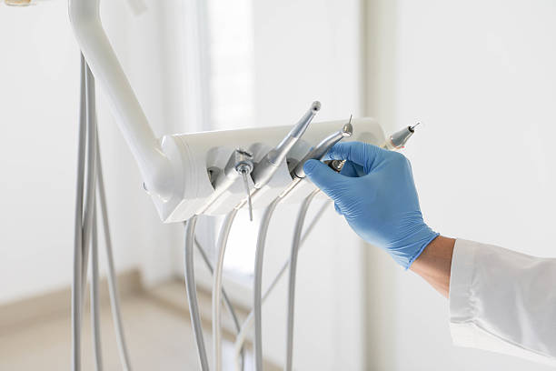 24/7 Emergency Dental Implants experts in Long Beach, MS